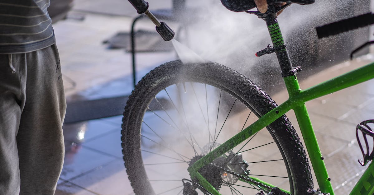 conseils et astuces pour l'entretien de votre vélo afin d'assurer performance et sécurité lors de vos sorties.