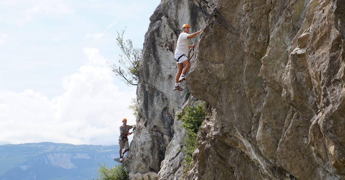 découvrez les meilleures techniques d'escalade en vtt pour améliorer vos performances, maîtriser les obstacles et optimiser vos sorties tout-terrain.