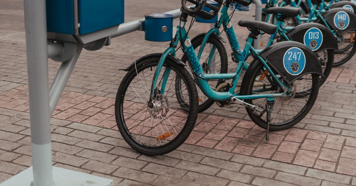 découvrez nos conseils et astuces pour un nettoyage de vélo efficace, rapide et écologique, afin de garder votre bike toujours en parfait état.
