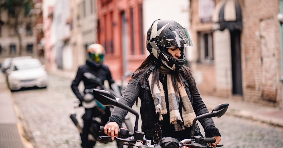découvrez les meilleures pratiques pour garantir la sécurité lors des balades en groupe à vélo, incluant conseils, règles et astuces pour une expérience conviviale et sécurisée.