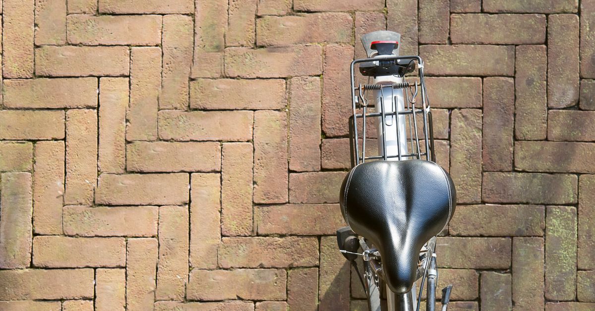 découvrez comment bien positionner votre selle de vélo pour un confort optimal et une meilleure performance lors de vos sorties à vélo.