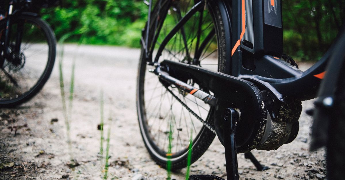 guide complet pour l'entretien de votre vélo électrique : conseils pratiques, astuces de maintenance et recommandations pour optimiser la durée de vie de votre e-bike.