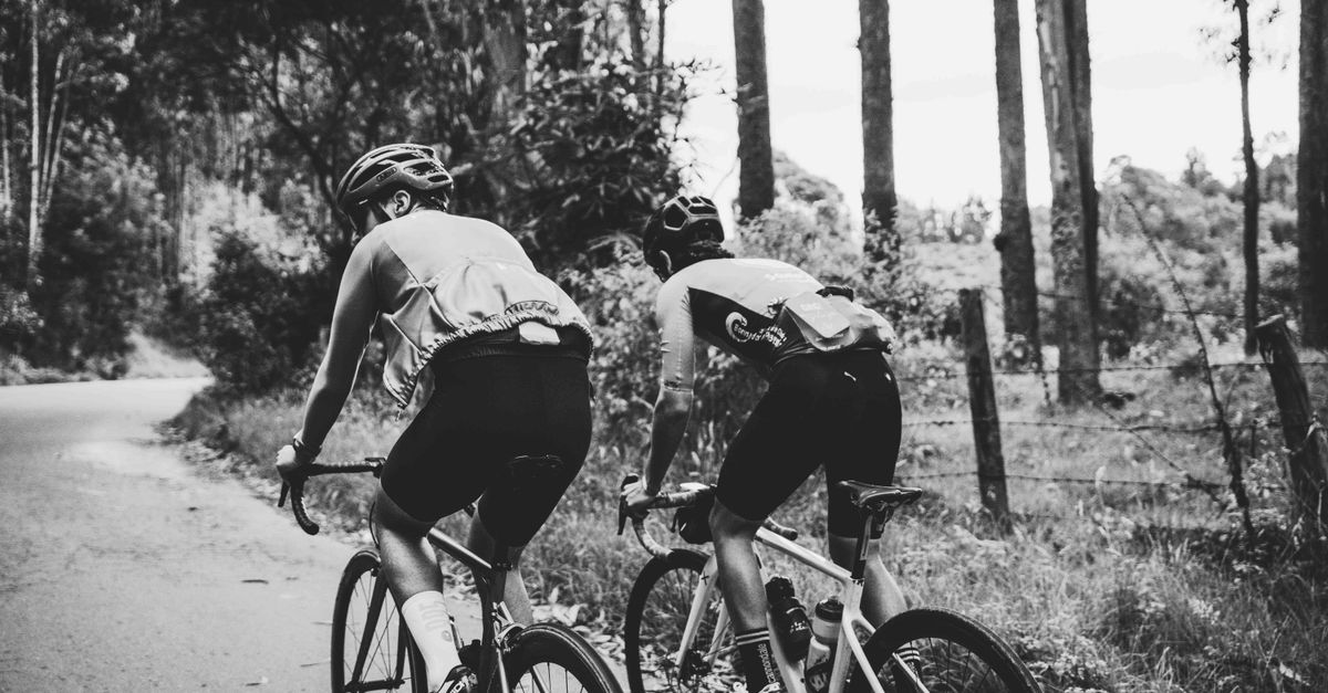 découvrez le gravel biking, une aventure cycliste alliant plaisir sur route et tout-terrain, idéale pour explorer de nouveaux paysages en toute liberté.
