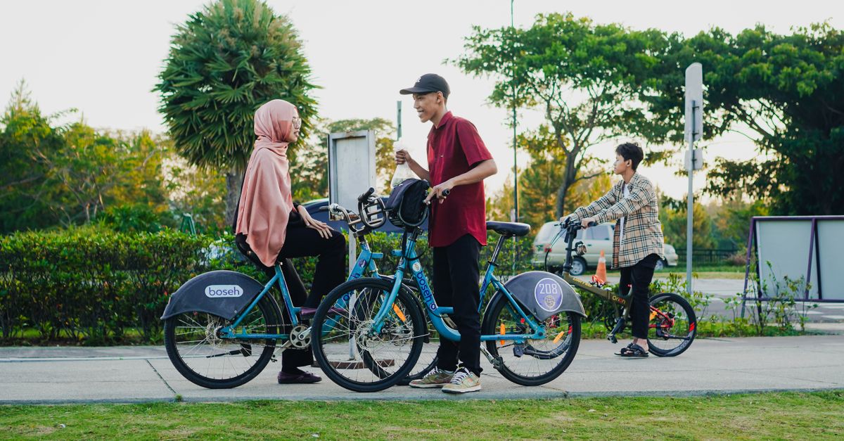 découvrez comment l'adaptation à la pratique du cyclisme urbain transforme la mobilité en ville, favorisant des déplacements plus durables, efficaces et respectueux de l'environnement.