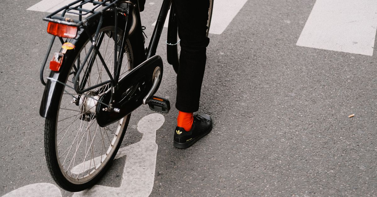 découvrez comment l'adaptation à la pratique du vélo en milieu urbain améliore la mobilité, la santé et l'environnement dans les villes modernes.