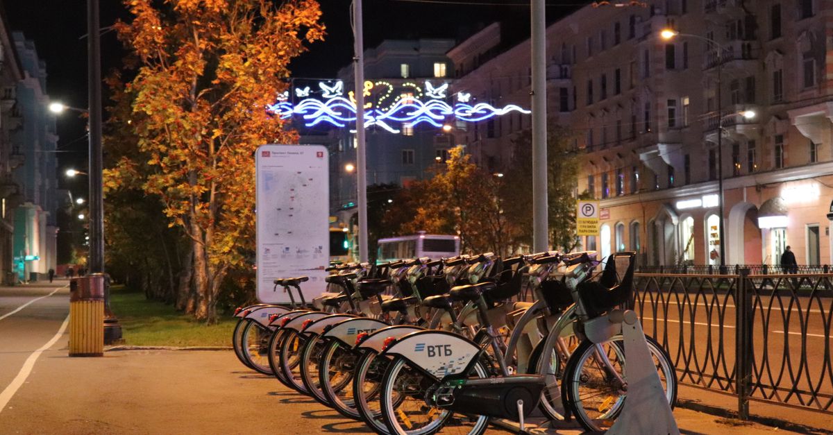 éclairage vélo performant pour une visibilité optimale et une sécurité renforcée lors de vos sorties à vélo, de jour comme de nuit.