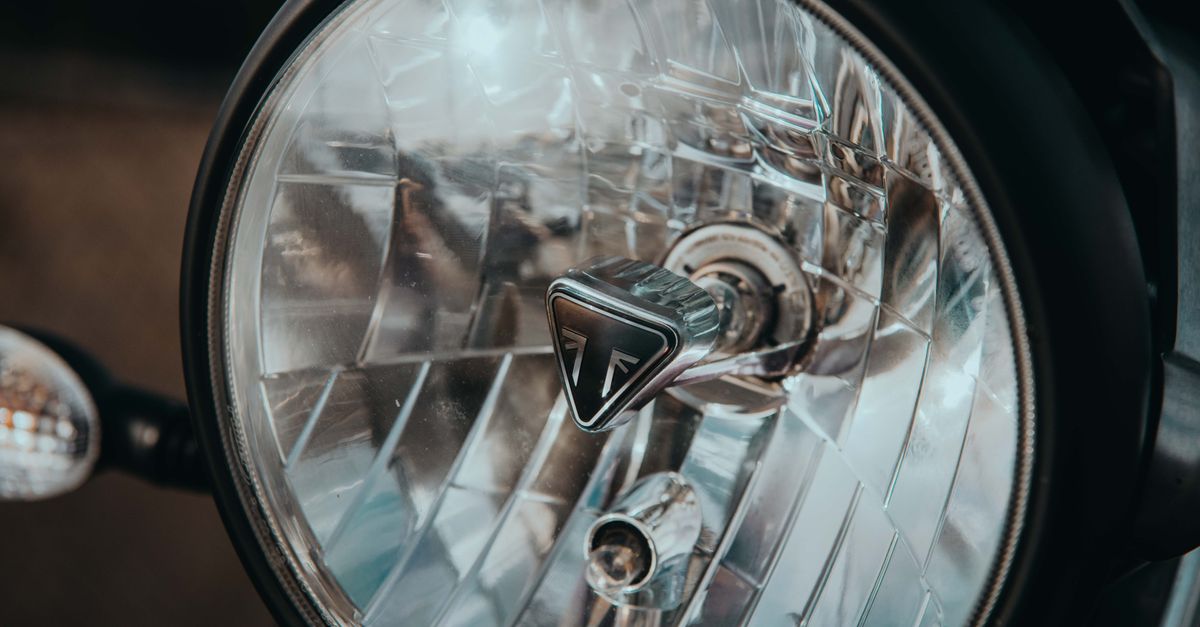 découvrez notre sélection d'éclairages pour vélo, alliant sécurité et performance pour rouler en toute sérénité, de jour comme de nuit.