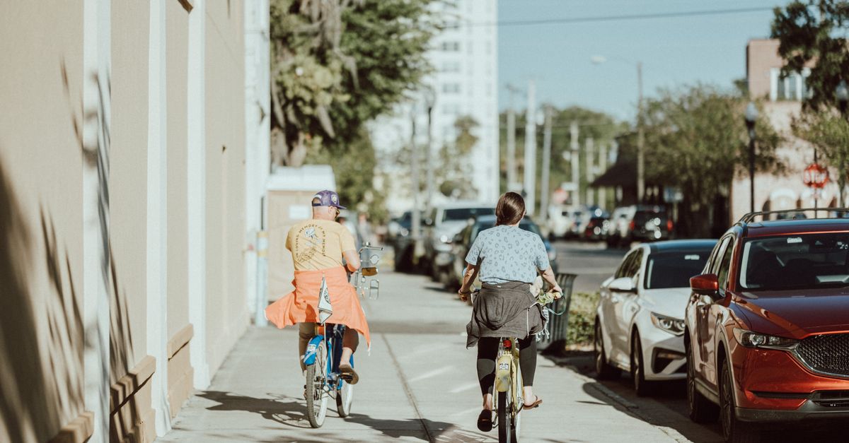 sensibilisation à la sécurité à vélo : conseils essentiels pour protéger les cyclistes et prévenir les accidents.