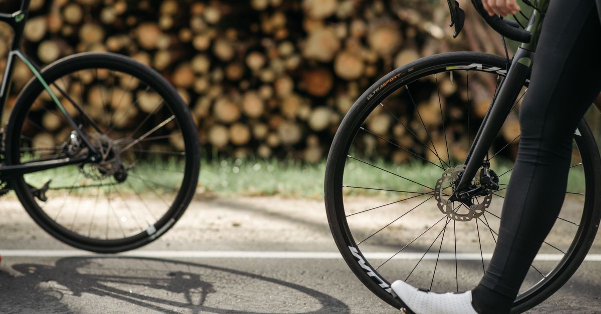 découvrez notre sélection de chaussures de cyclisme alliant confort, performance et style pour améliorer vos sorties à vélo.