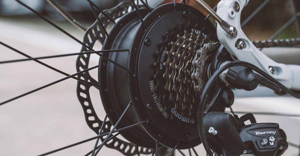 apprenez à régler facilement votre dérailleur pour un changement de vitesses optimal et une meilleure performance de votre vélo.