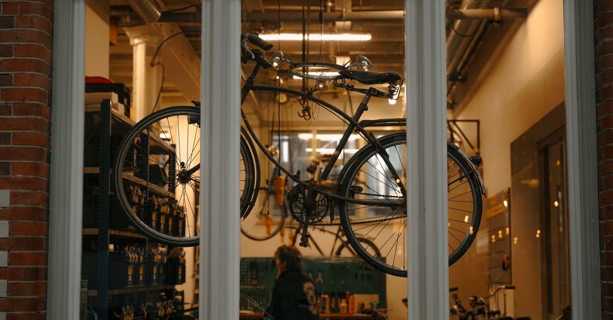guide complet pour l'entretien de votre vélo : conseils, astuces et étapes essentielles pour garder votre bike en parfait état.