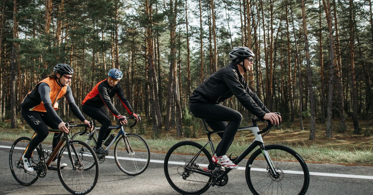 découvrez nos conseils pratiques pour améliorer votre expérience de cyclisme, que vous soyez débutant ou cycliste confirmé.