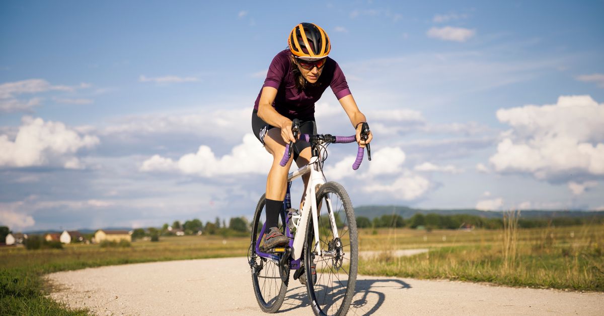 découvrez le gravel biking, une aventure cycliste qui combine route et tout-terrain pour des explorations sans limites, alliant performance et plaisir en pleine nature.