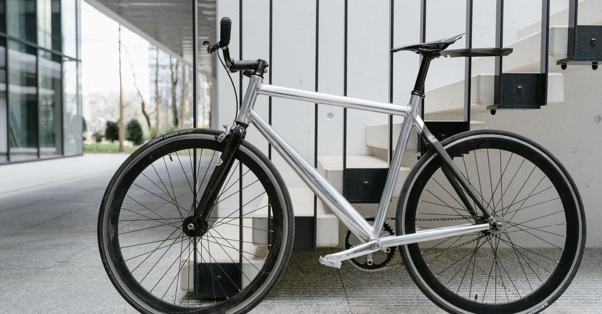 découvrez urban bike, votre guide dédié au vélo urbain : conseils, équipements et solutions pour vous déplacer facilement en ville.