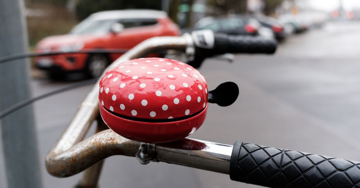 découvrez notre sélection d'accessoires pour vélo urbain, alliant style et fonctionnalité pour vos trajets en ville.